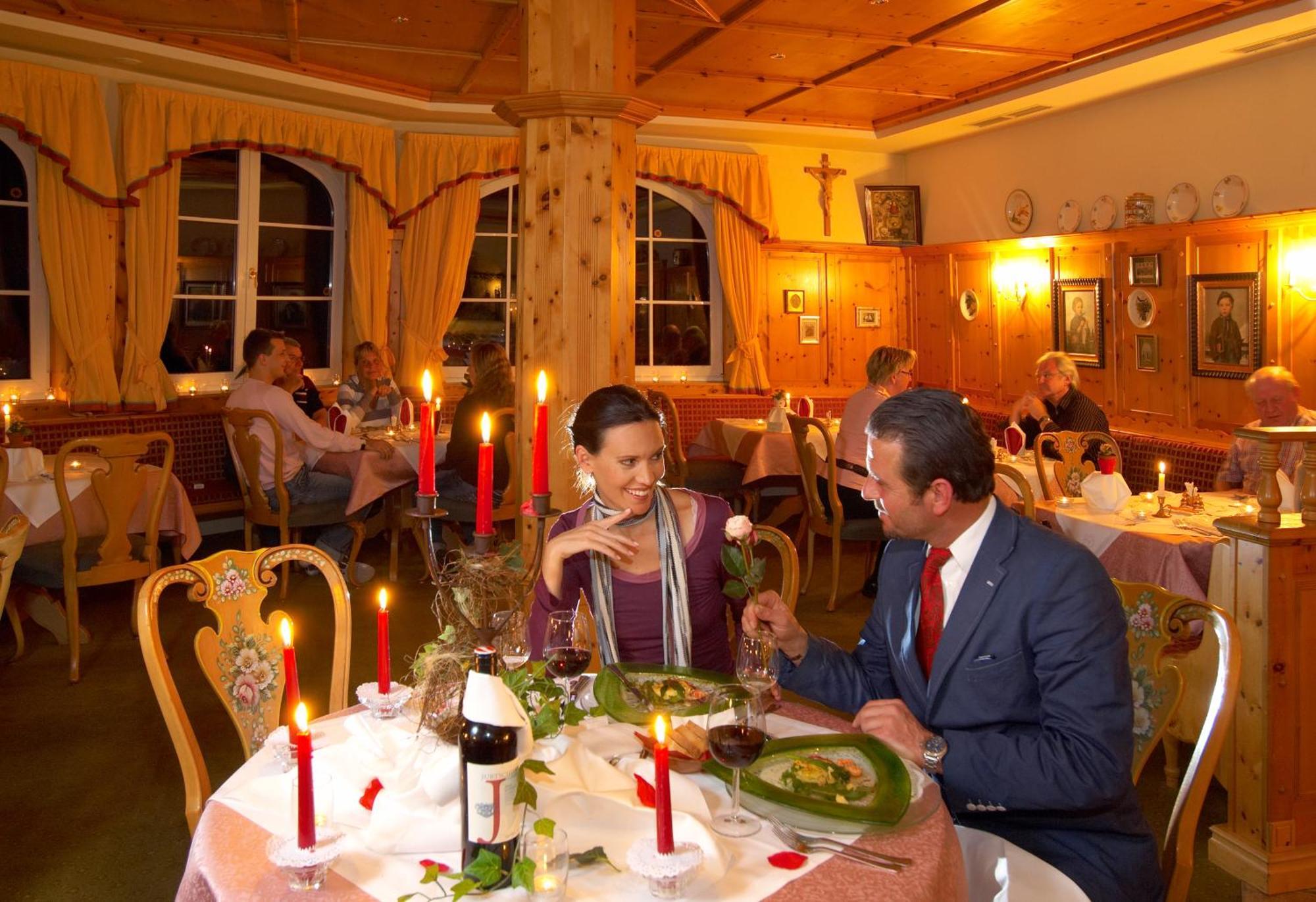 Wohlfuehlresort Und Feriengut Martinerhof Sankt Martin am Tennengebirge Exterior foto