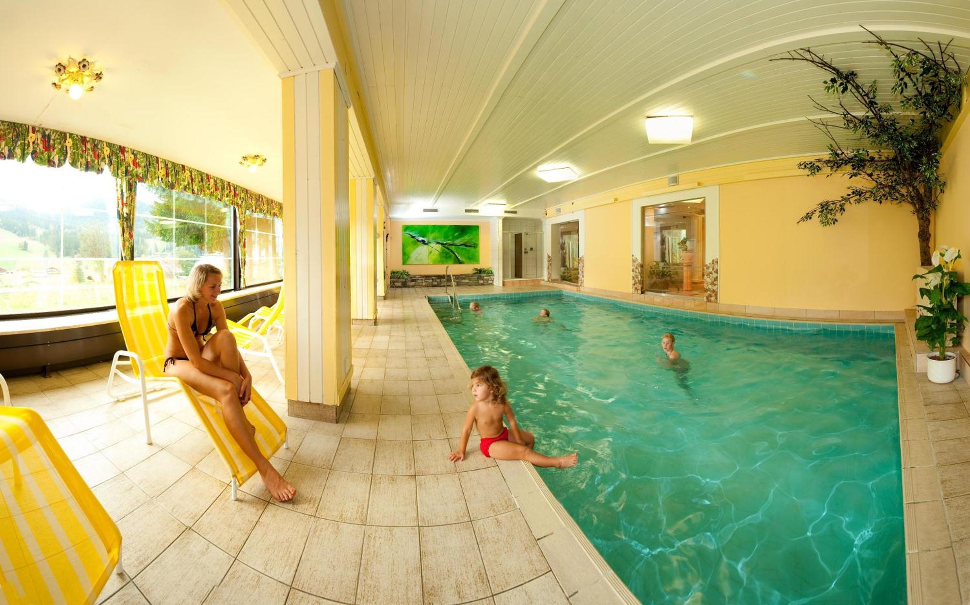Wohlfuehlresort Und Feriengut Martinerhof Sankt Martin am Tennengebirge Exterior foto