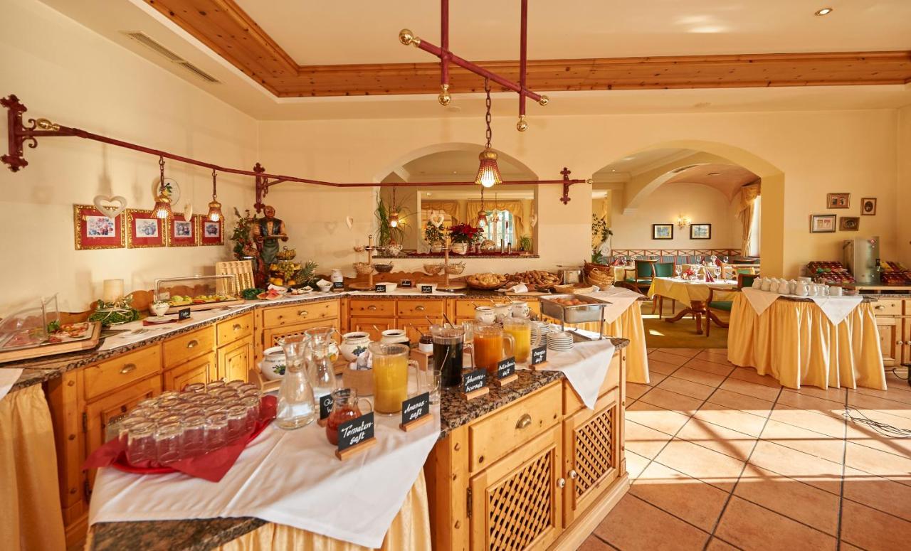 Wohlfuehlresort Und Feriengut Martinerhof Sankt Martin am Tennengebirge Exterior foto